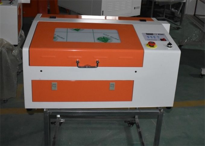 Pequeño refrigerador 60kg 4 de la bomba de agua de la máquina del corte y de grabado del laser 4030